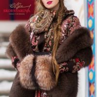 Меховая муфта из лисы